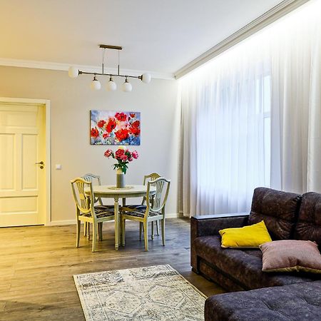 Superb Apartment In City Centre รีกา ภายนอก รูปภาพ